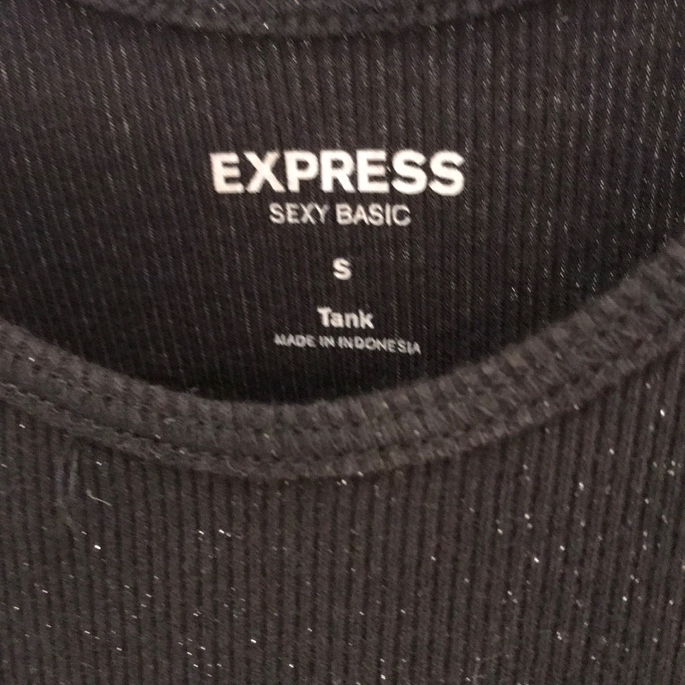 Express Sexy Basic Tank Top - Picture 3 of 4